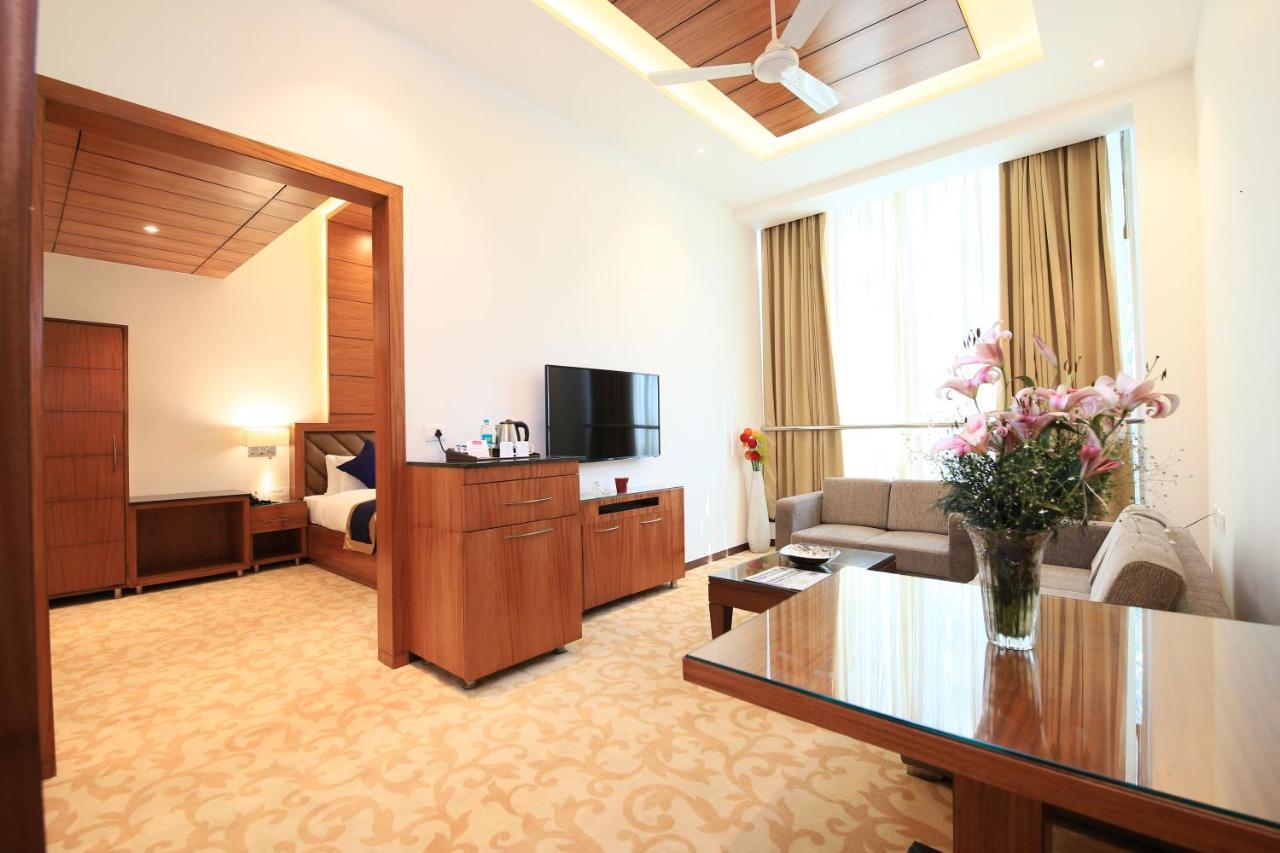 Aveo By Amatra, Gateway To Corbett Hotel Kashipur Exterior foto
