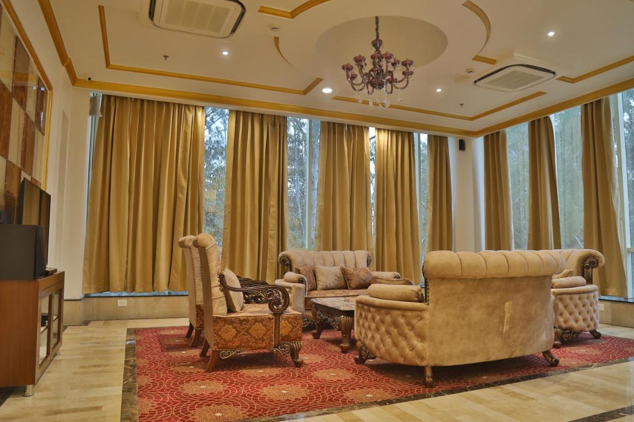 Aveo By Amatra, Gateway To Corbett Hotel Kashipur Exterior foto